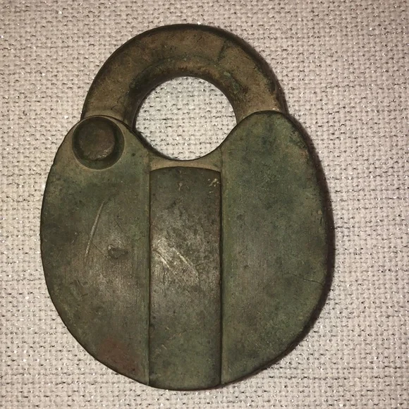 Vintage Brass Lock - Picture 3 of 3